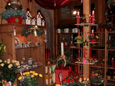 Adventsgestecke, Adventskr�nze und Weihnachtliche Figuren