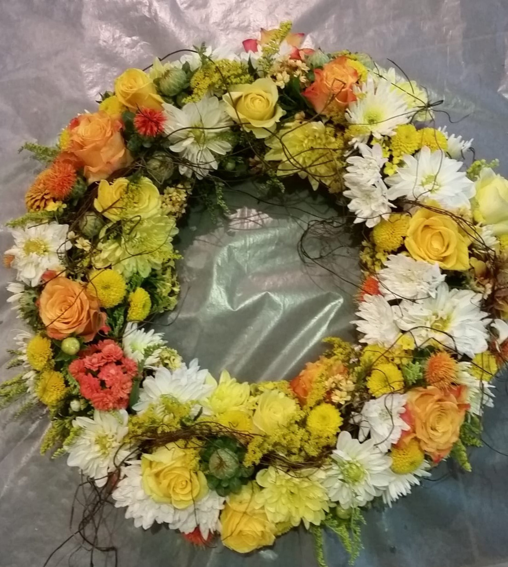 Vollblumenkranz in orange/wei/gelb